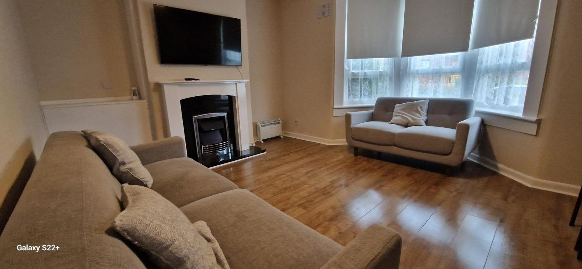 Archillects Entire Two Bedroom Comfy House - Free Parking Glasgow Eksteriør billede